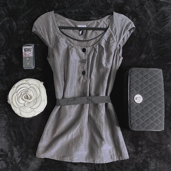 SOLD H&M Grey & Black Back-Tie Blouse - Size 4 - Picture 3 of 6